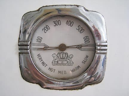 thermostat, adjust, temperature, dial